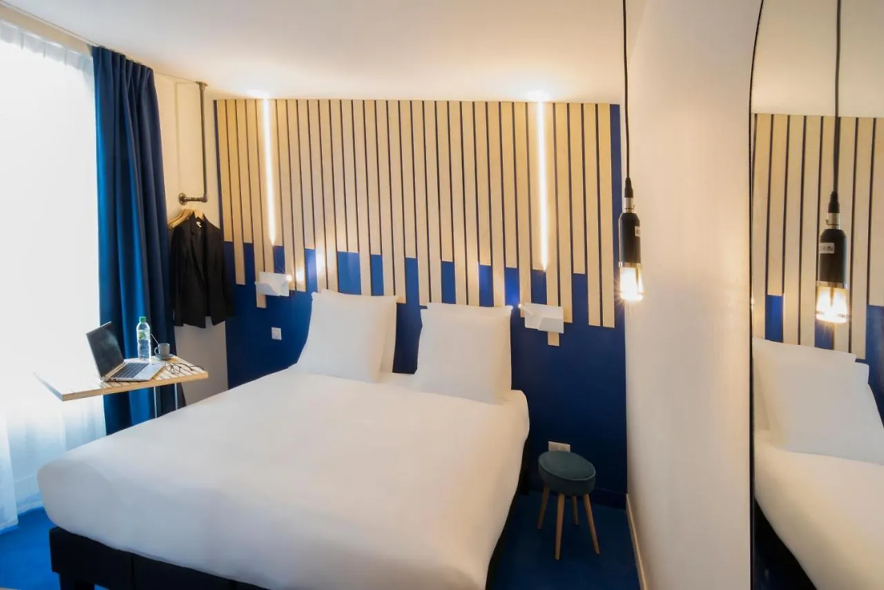 מלון Ibis Styles Paris Opera Lafayette 3*,  צרפת